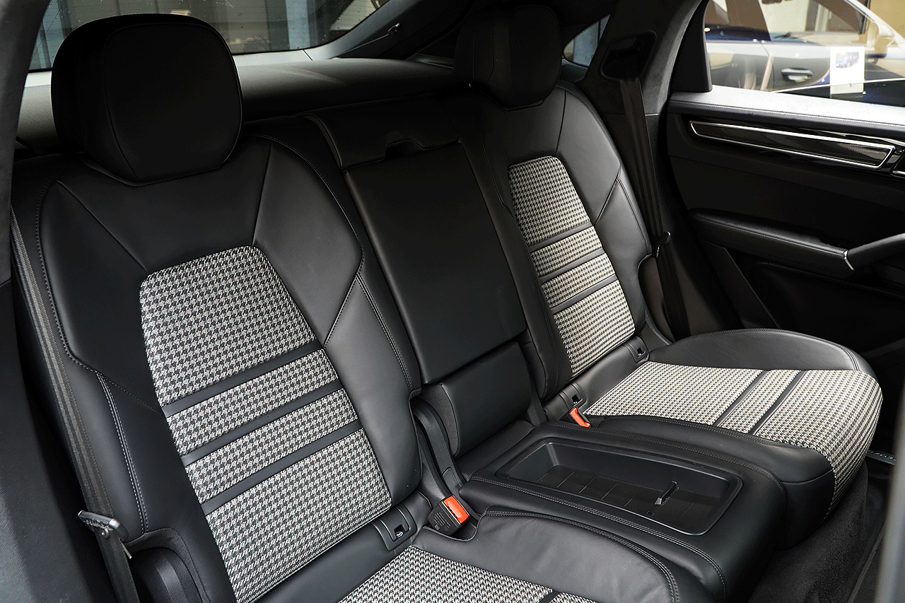 2020 Porsche CAYENNE null