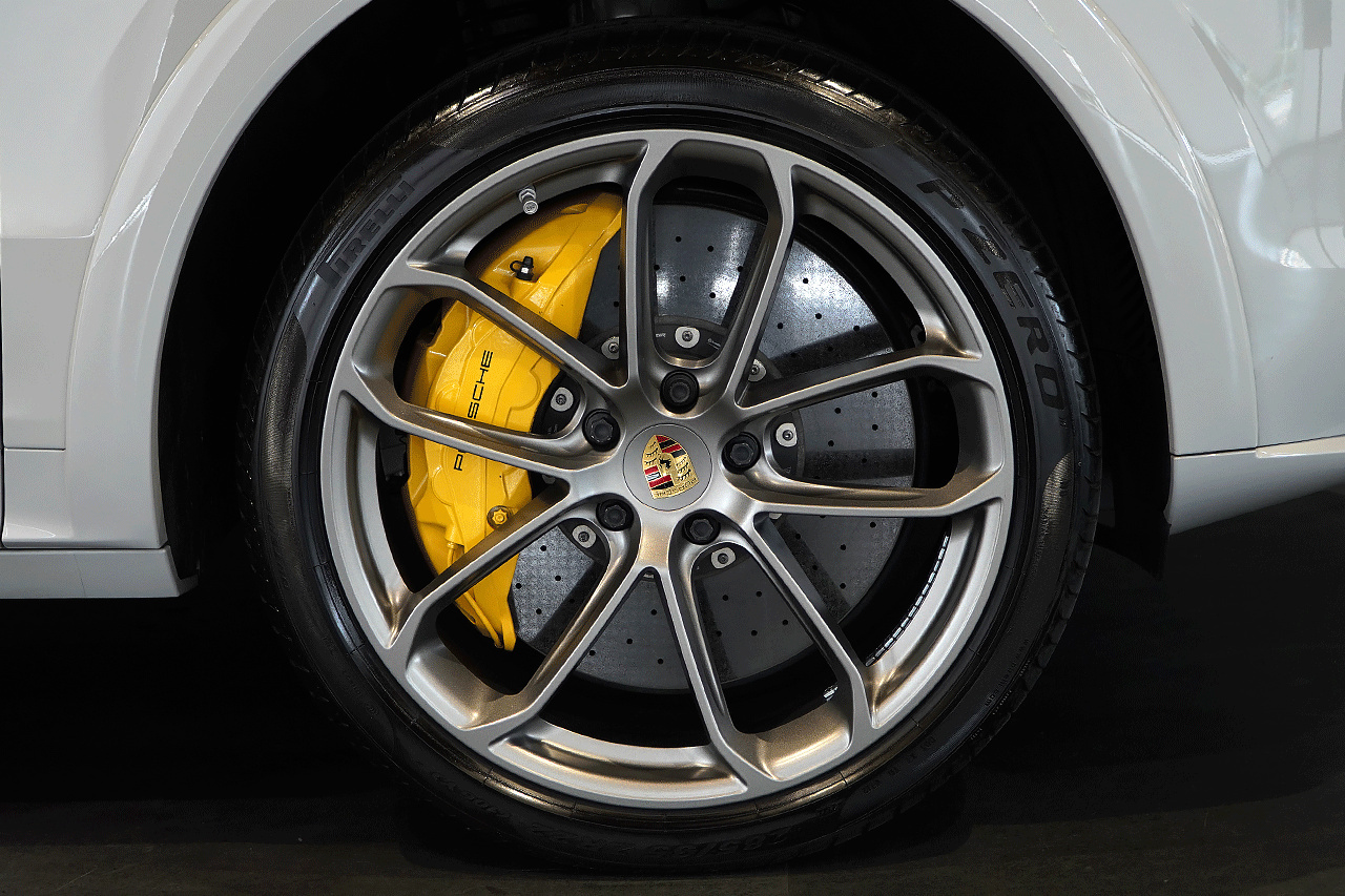 2020 Porsche CAYENNE null
