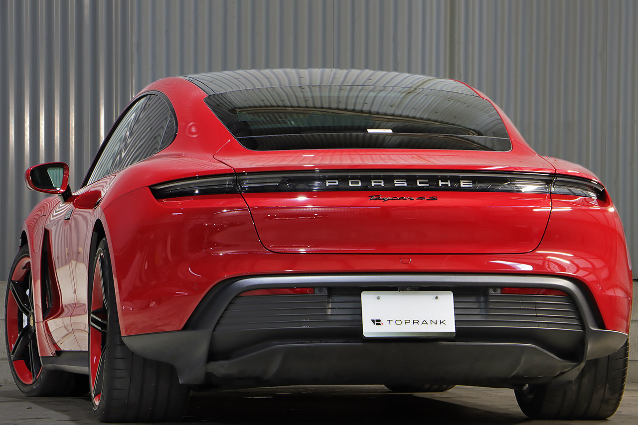 2022 Porsche Taycan 