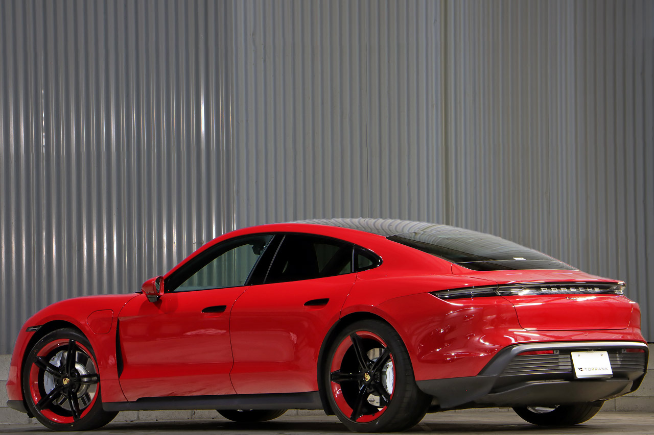 2022 Porsche Taycan 