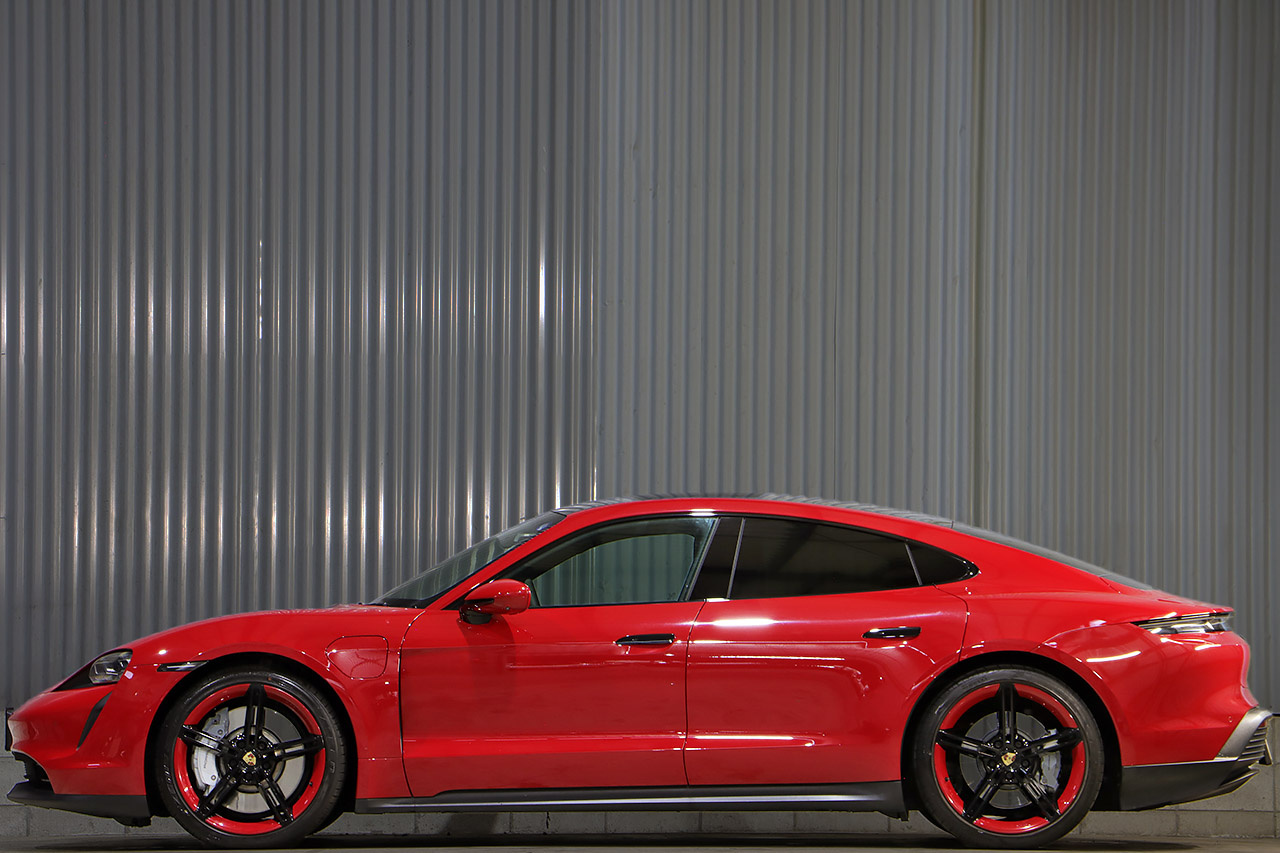 2022 Porsche Taycan 