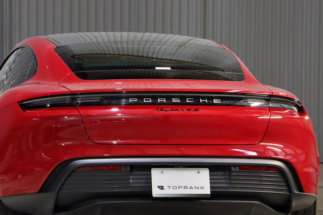 2022 Porsche Taycan 