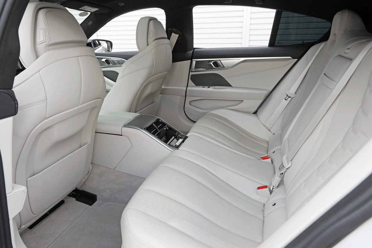 2021 BMW 8 SERIES null