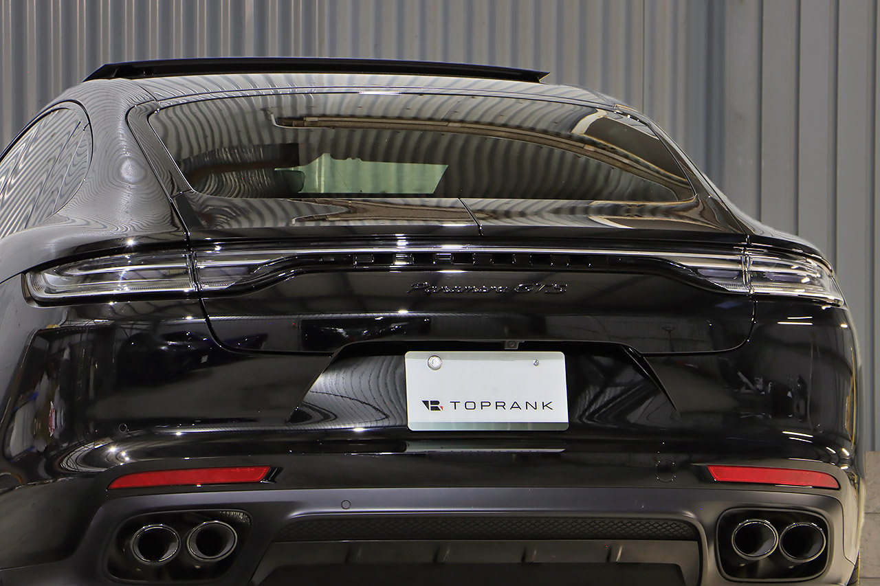 2023 Porsche PANAMERA null