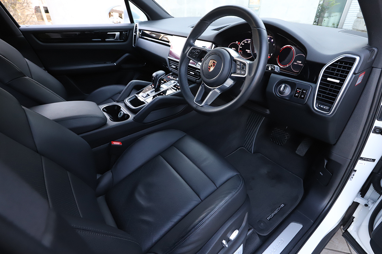 2020 Porsche CAYENNE null