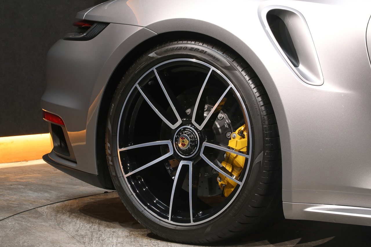 2023 Porsche 911 null