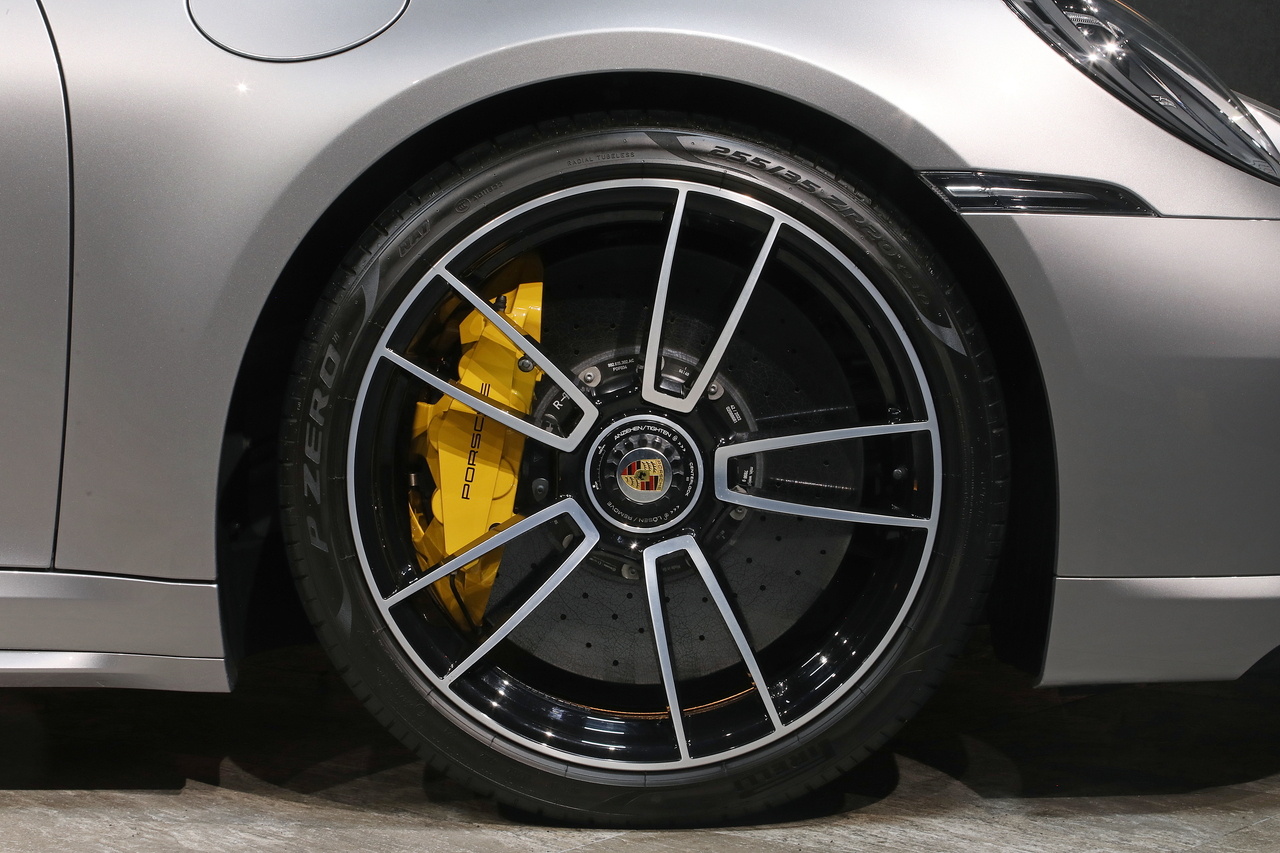 2023 Porsche 911 null