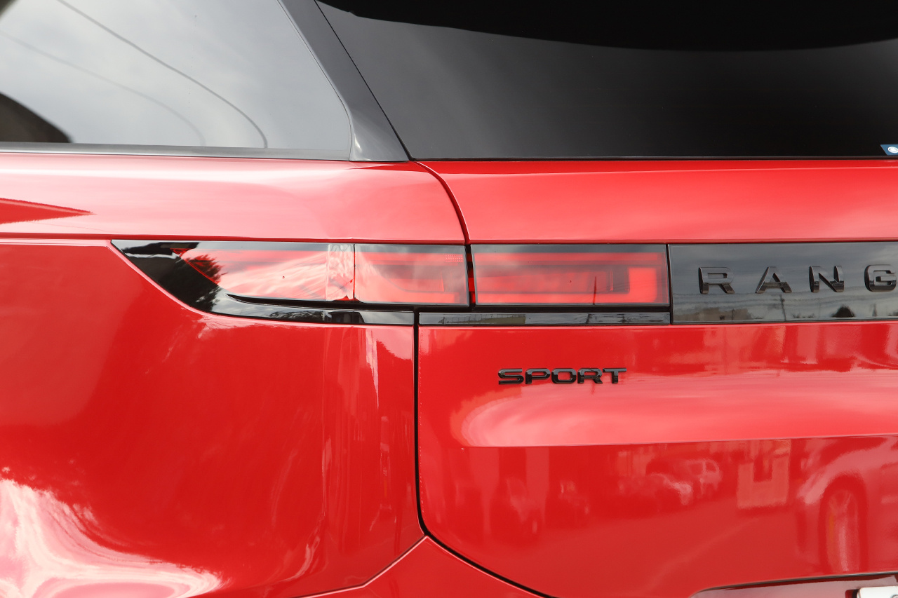 2023 Land Rover RANGE ROVER SPORT 