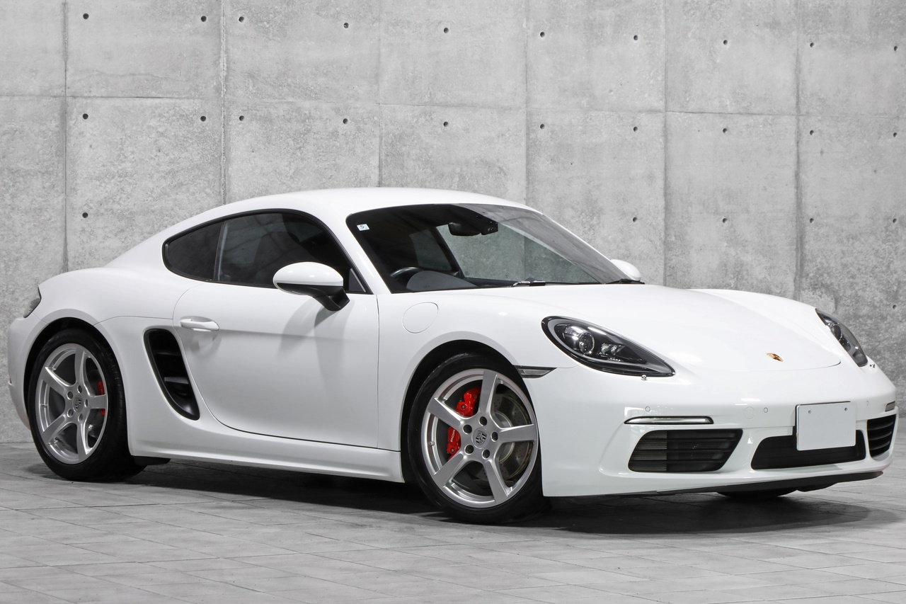 2018 Porsche 718 CAYMAN null