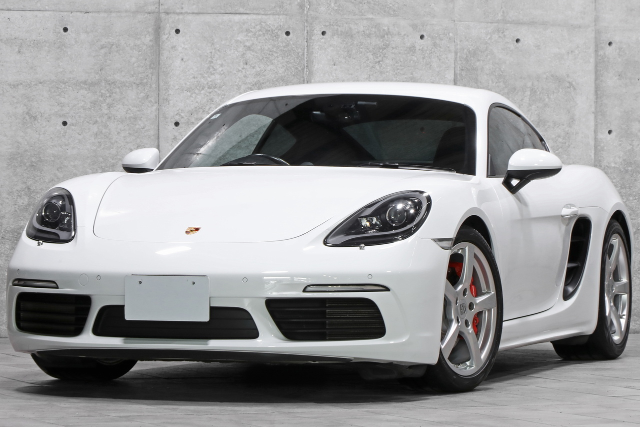 2018 Porsche 718 CAYMAN null