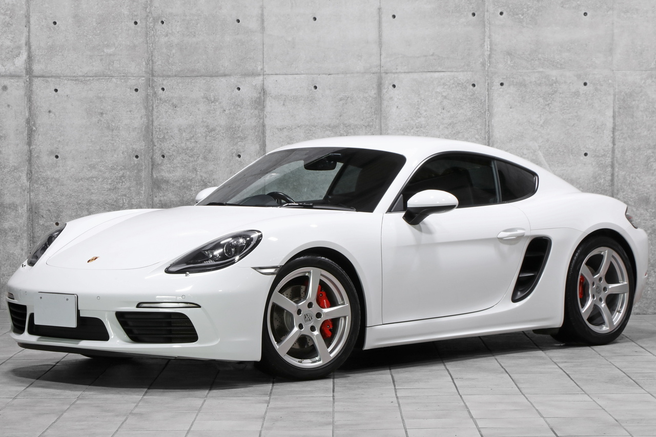 2018 Porsche 718 CAYMAN null