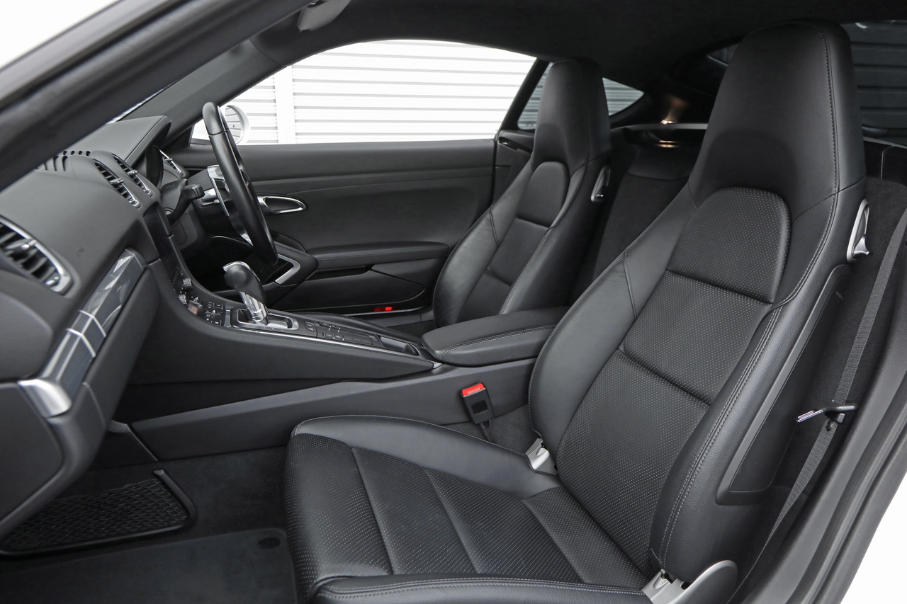 2018 Porsche 718 CAYMAN null