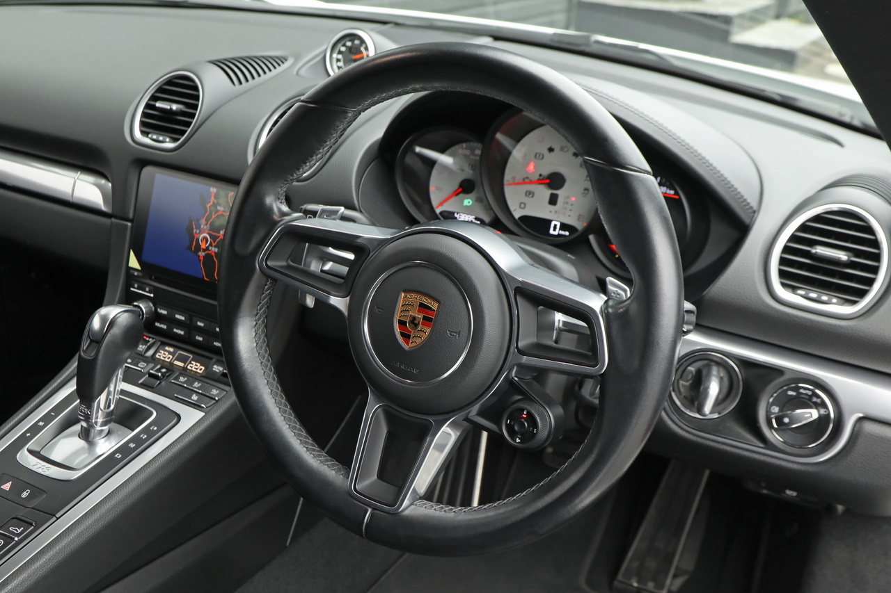 2018 Porsche 718 CAYMAN null