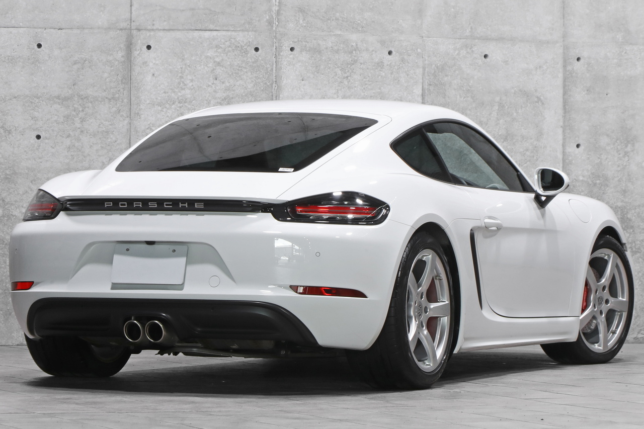 2018 Porsche 718 CAYMAN null