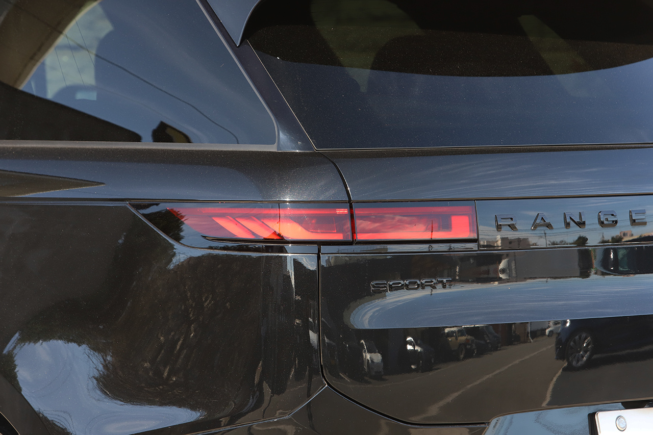 2024 Land Rover RANGE ROVER SPORT 
