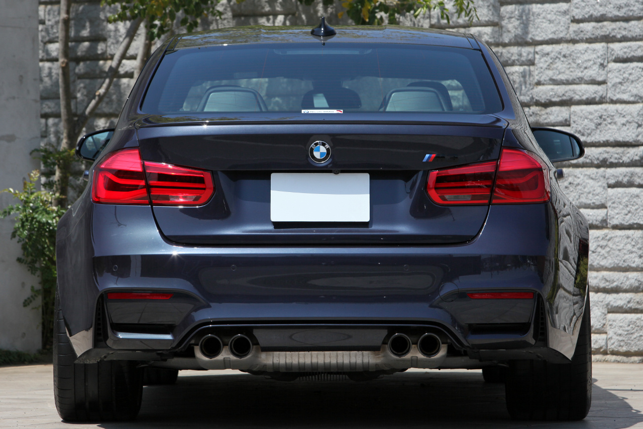 2016 BMW M3 YA-RE NAVY BLUE PETEISHONP 4D