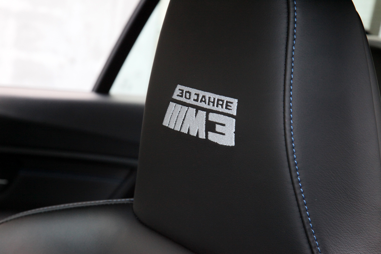 2016 BMW M3 YA-RE NAVY BLUE PETEISHONP 4D