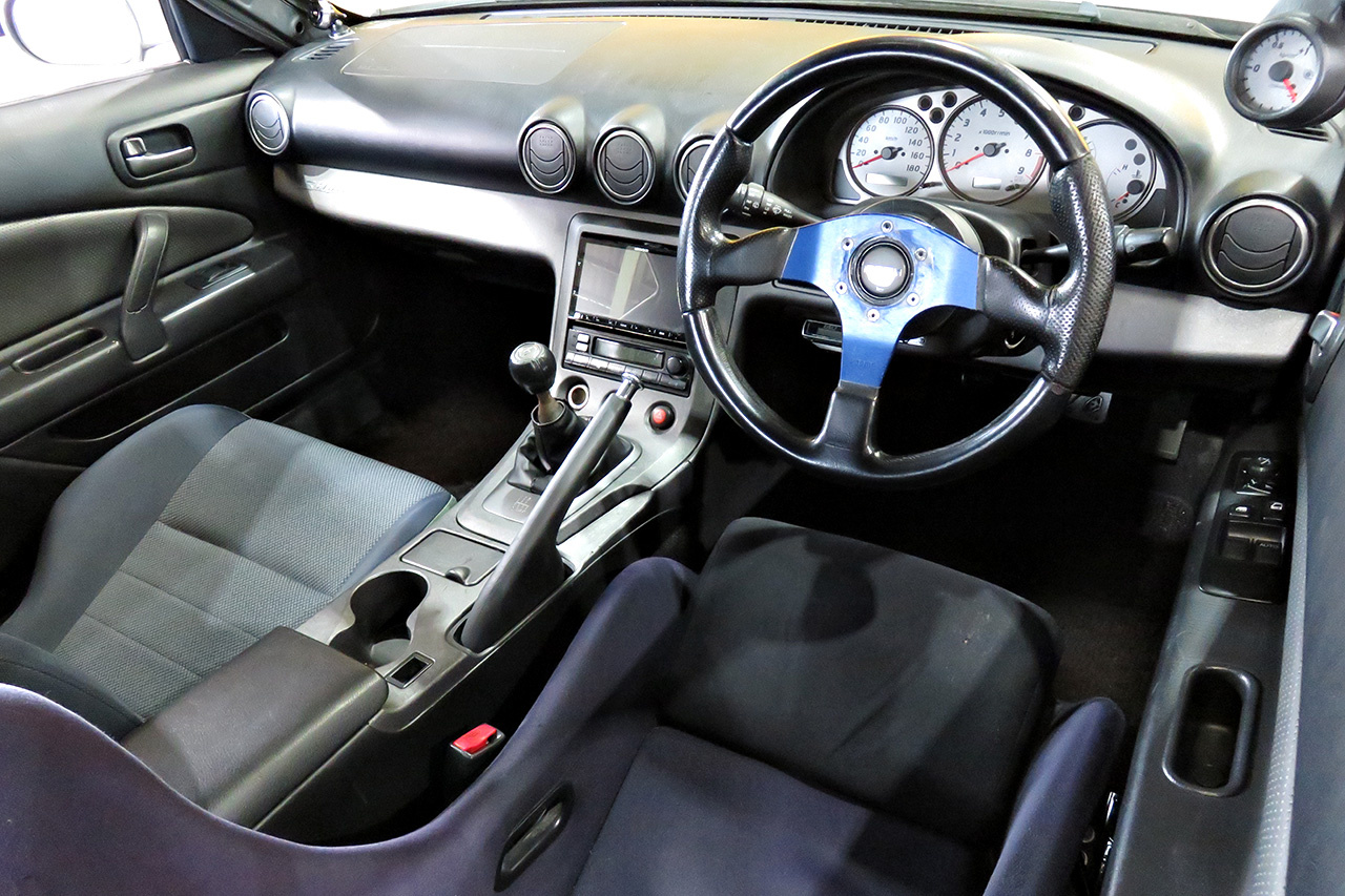 2001 Nissan SILVIA S15 Spec R Aero HPI Radiator, AVS wheels, Tein coilovers, LSD 1 way, Aftermarket clutch 