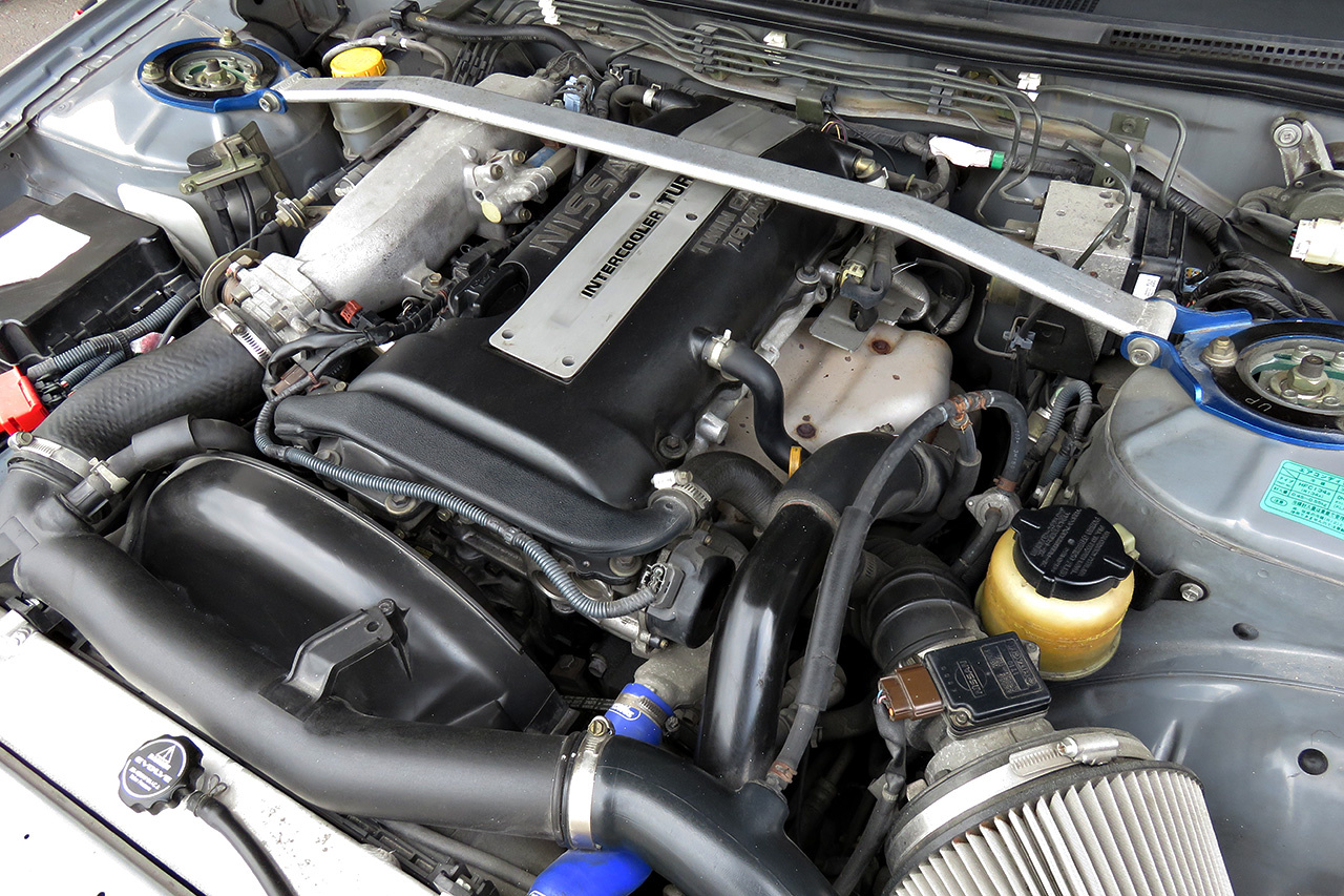 2001 Nissan SILVIA S15 Spec R Aero HPI Radiator, AVS wheels, Tein coilovers, LSD 1 way, Aftermarket clutch 