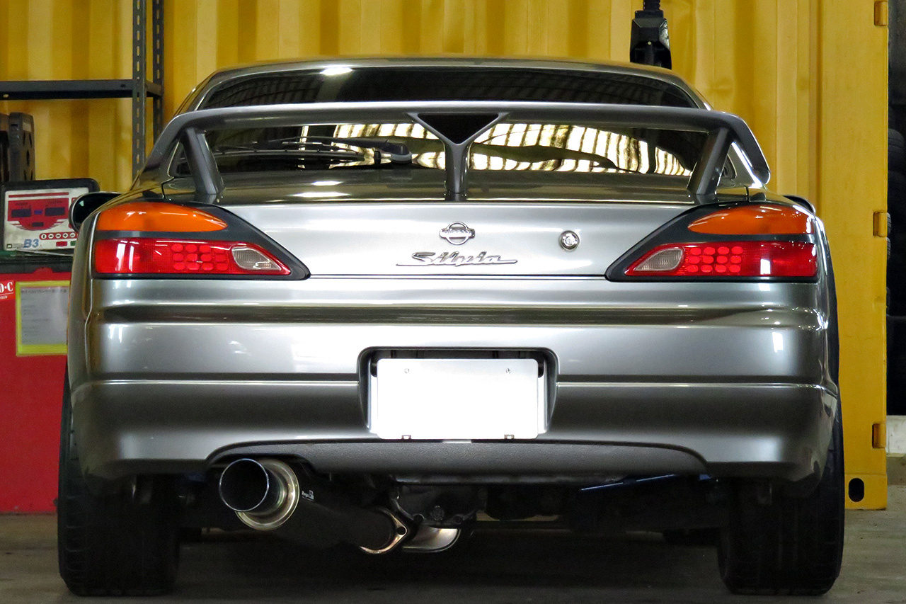 2001 Nissan SILVIA S15 Spec R Aero HPI Radiator, AVS wheels, Tein coilovers, LSD 1 way, Aftermarket clutch 