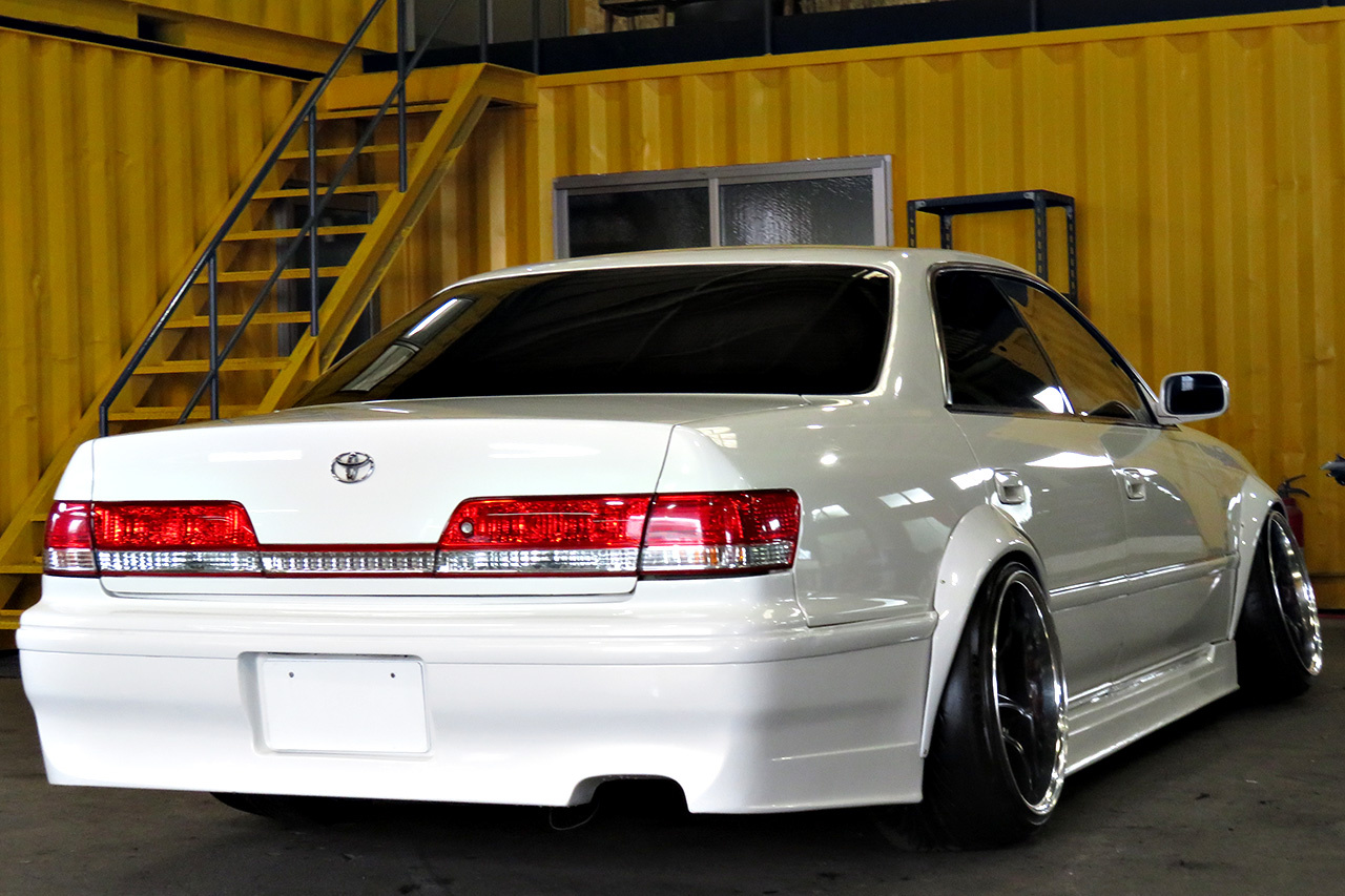 2000 Toyota MARK II SEDAN Turbo  1JZ-GTE, Work CR2P 18 in , N Style over fenders, GReddy intercooler, 326 Power coilovers