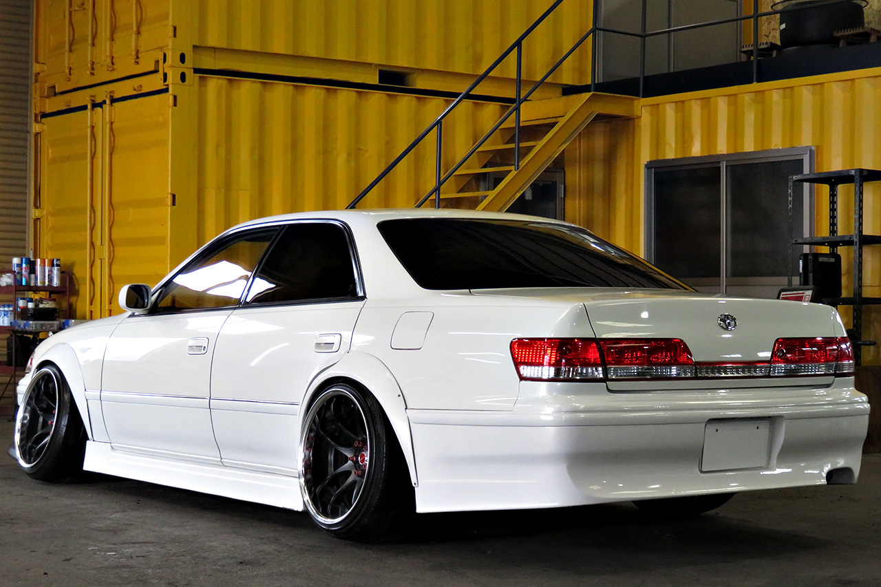 2000 Toyota MARK II SEDAN Turbo  1JZ-GTE, Work CR2P 18 in , N Style over fenders, GReddy intercooler, 326 Power coilovers