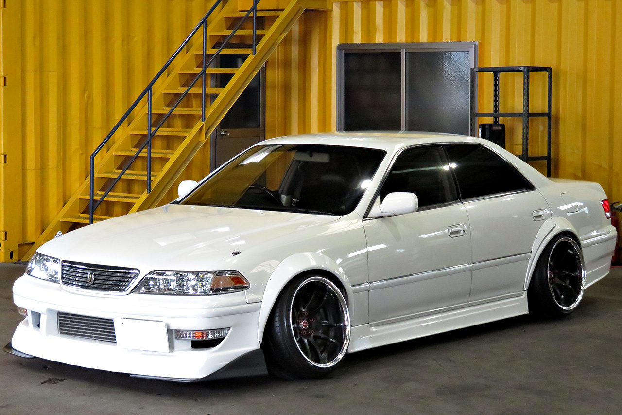 2000 Toyota MARK II SEDAN Turbo  1JZ-GTE, Work CR2P 18 in , N Style over fenders, GReddy intercooler, 326 Power coilovers