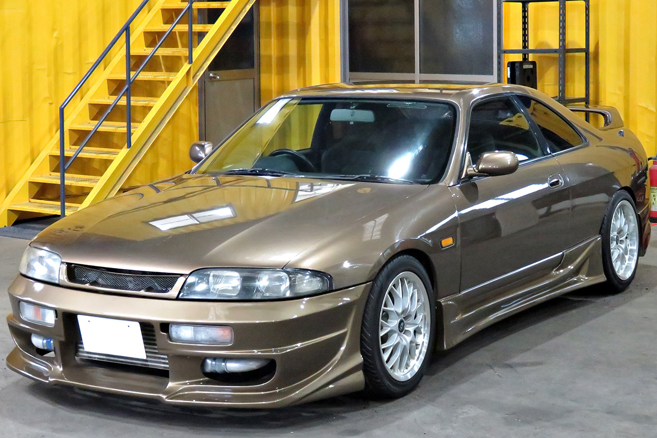 1995 Nissan SKYLINE R33 GTS25t Type M , LSD, Tein  coilovers,  5Zigen muffler, HKS air clean, Intercooler, Front pipe