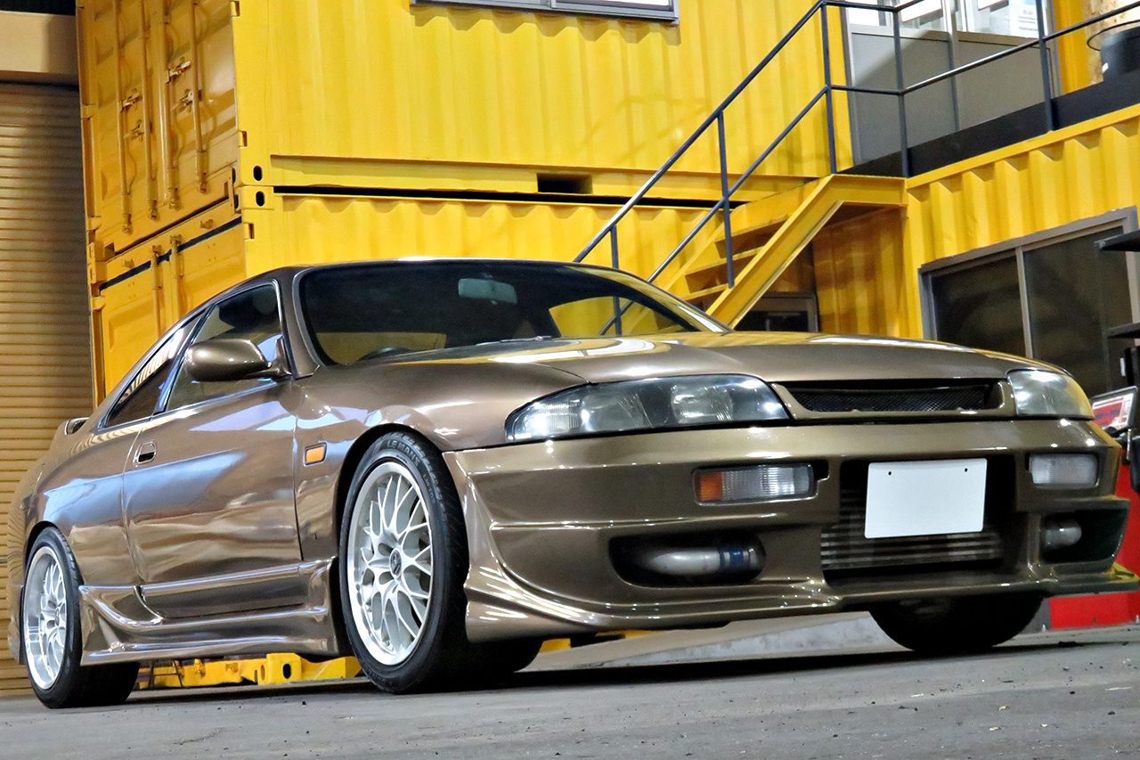 1995 Nissan SKYLINE R33 GTS25t Type M , LSD, Tein  coilovers,  5Zigen muffler, HKS air clean, Intercooler, Front pipe