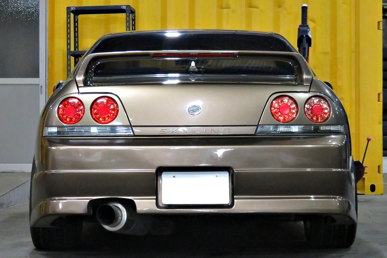 1995 Nissan SKYLINE R33 GTS25t Type M , LSD, Tein  coilovers,  5Zigen muffler, HKS air clean, Intercooler, Front pipe