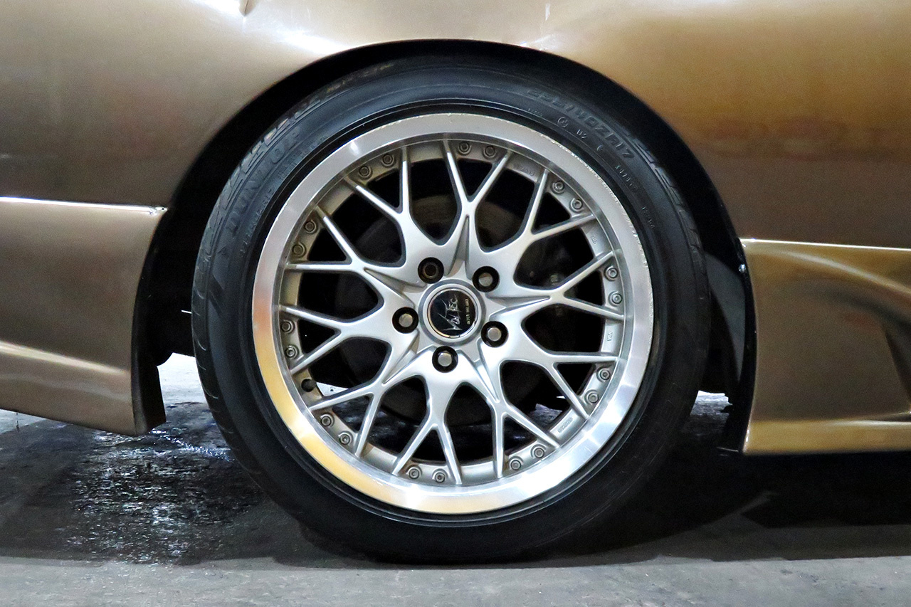 1995 Nissan SKYLINE R33 GTS25t Type M , LSD, Tein  coilovers,  5Zigen muffler, HKS air clean, Intercooler, Front pipe