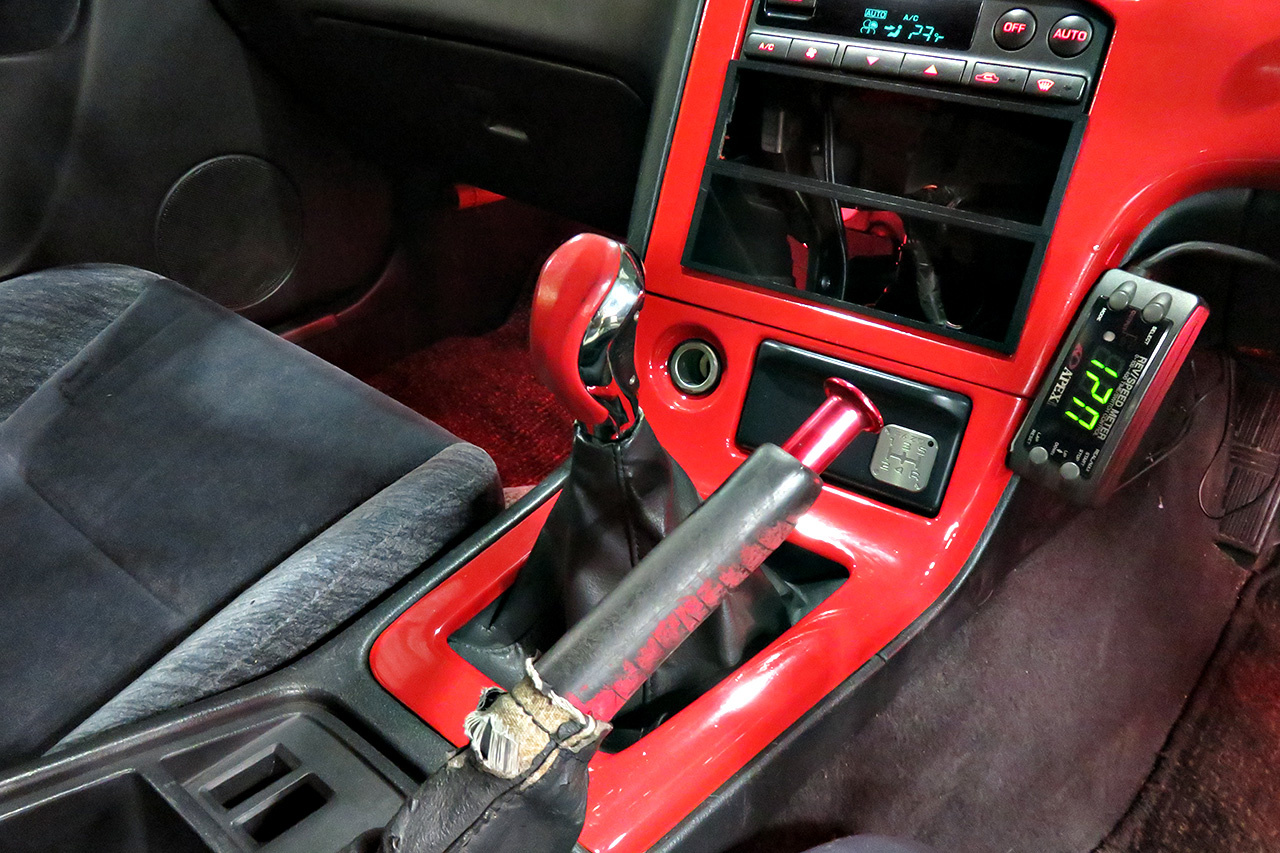 1995 Nissan SKYLINE R33 GTS25t Type M , LSD, Tein  coilovers,  5Zigen muffler, HKS air clean, Intercooler, Front pipe