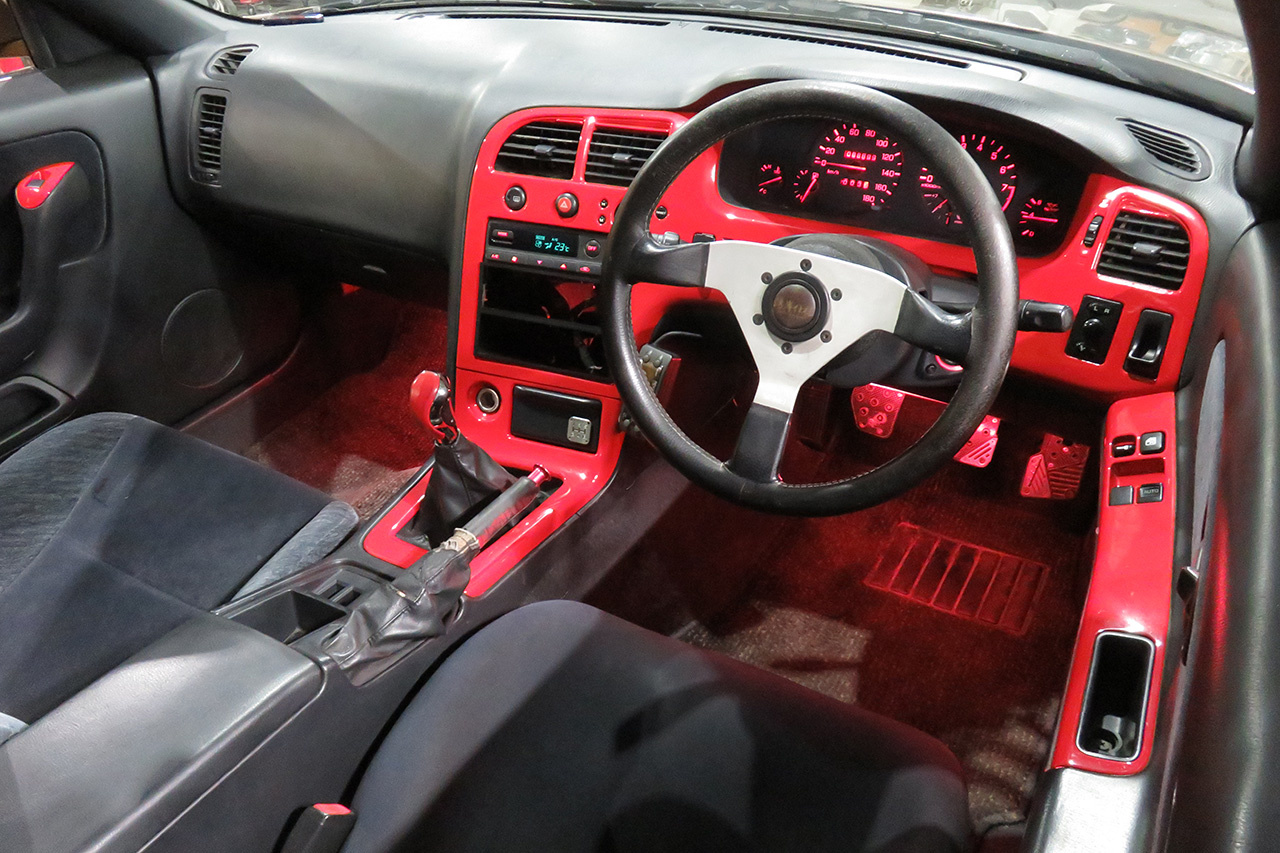 1995 Nissan SKYLINE R33 GTS25t Type M , LSD, Tein  coilovers,  5Zigen muffler, HKS air clean, Intercooler, Front pipe