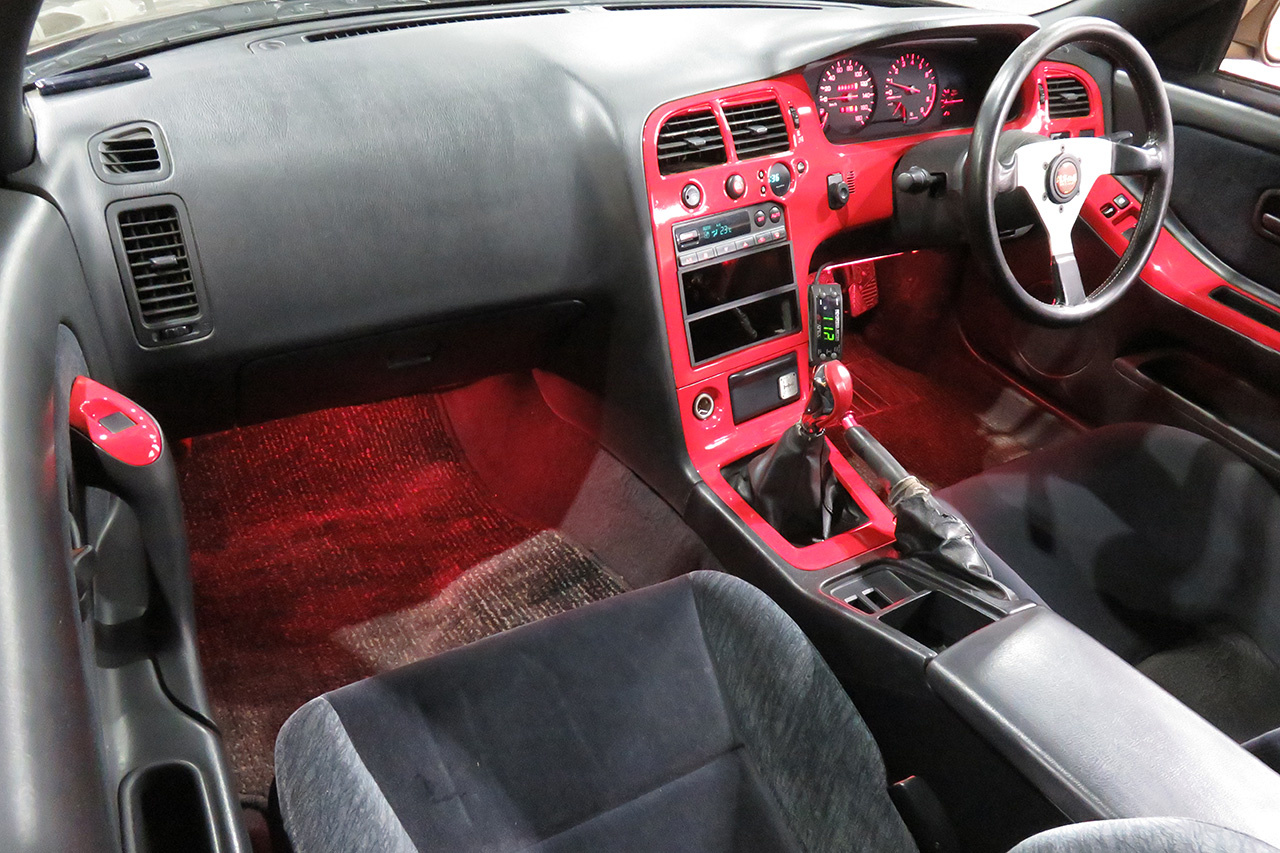 1995 Nissan SKYLINE R33 GTS25t Type M , LSD, Tein  coilovers,  5Zigen muffler, HKS air clean, Intercooler, Front pipe