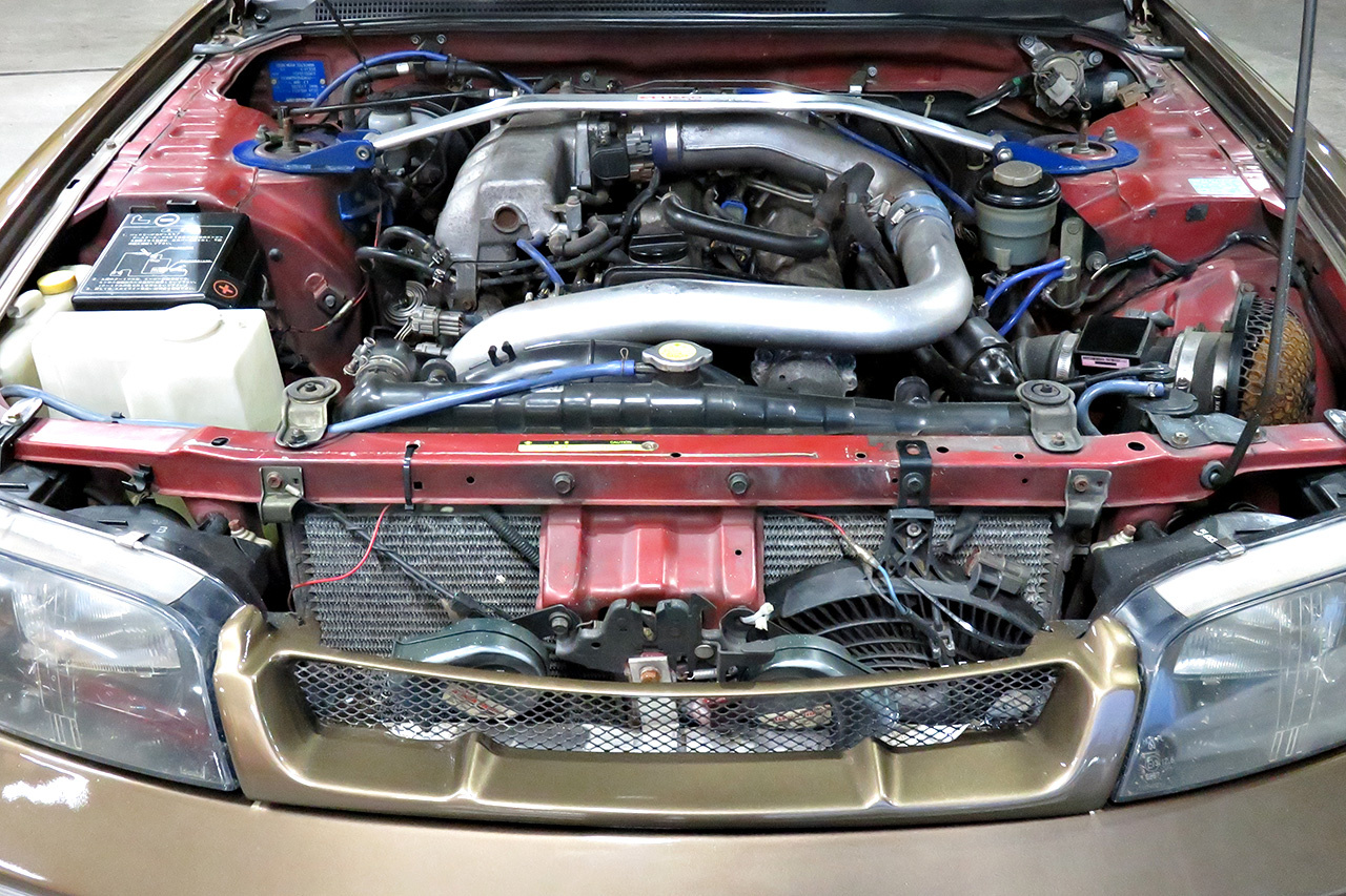 1995 Nissan SKYLINE R33 GTS25t Type M , LSD, Tein  coilovers,  5Zigen muffler, HKS air clean, Intercooler, Front pipe