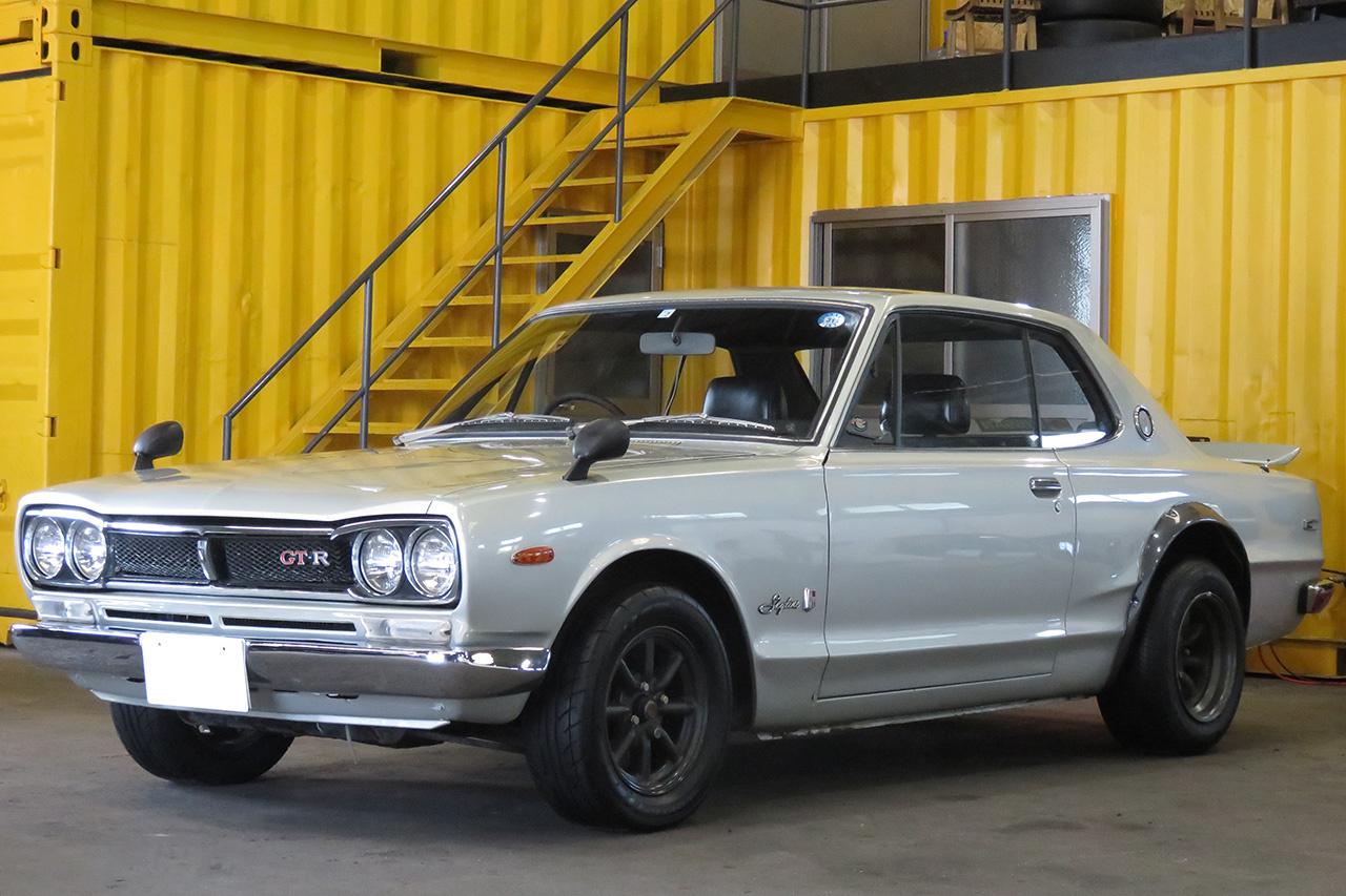 1971 Nissan SKYLINE 2000 GT-R HAKOSUKA