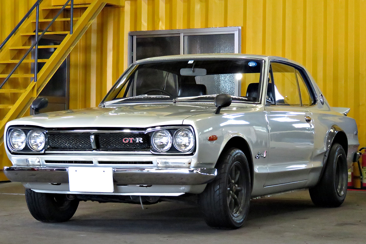 1971 Nissan SKYLINE 2000 GT-R HAKOSUKA