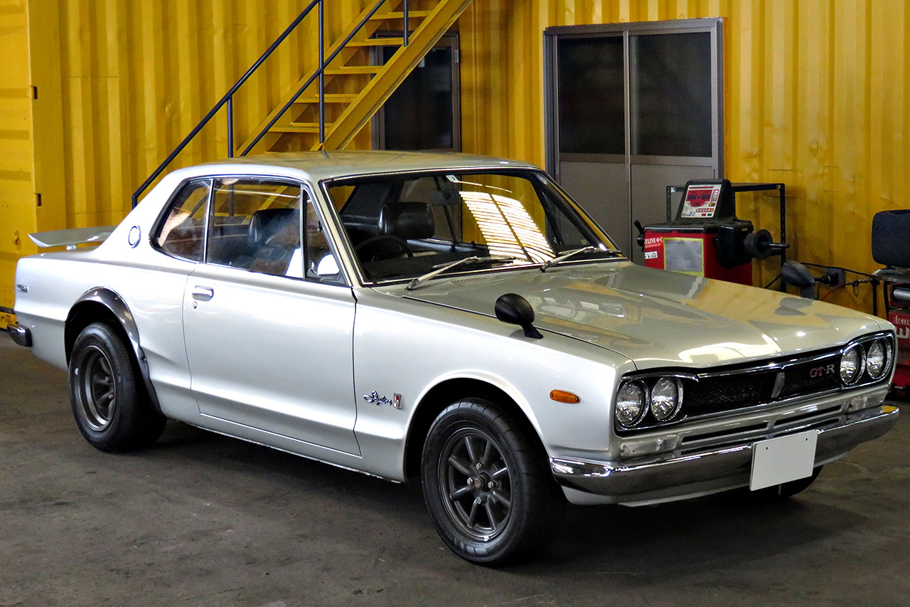 1971 Nissan SKYLINE 2000 GT-R HAKOSUKA