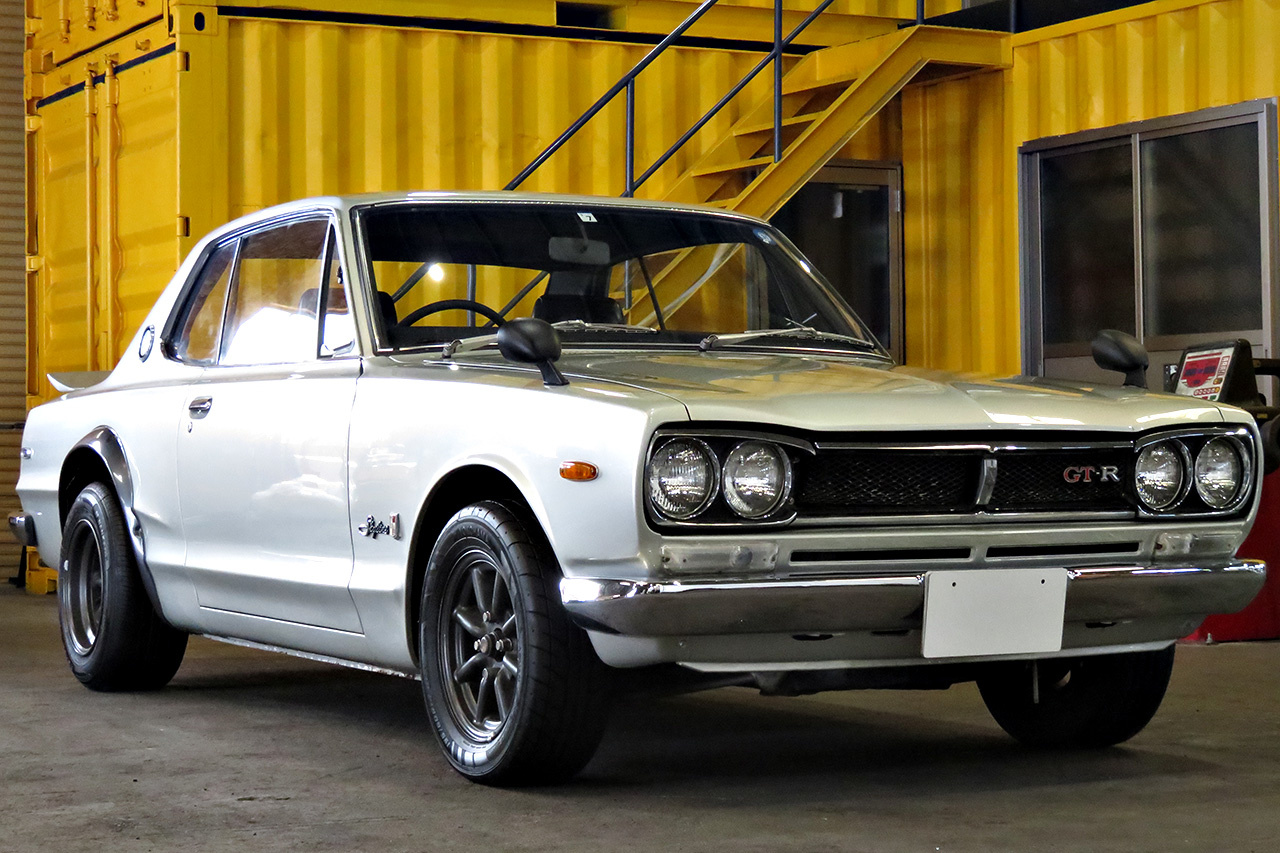 1971 Nissan SKYLINE 2000 GT-R HAKOSUKA