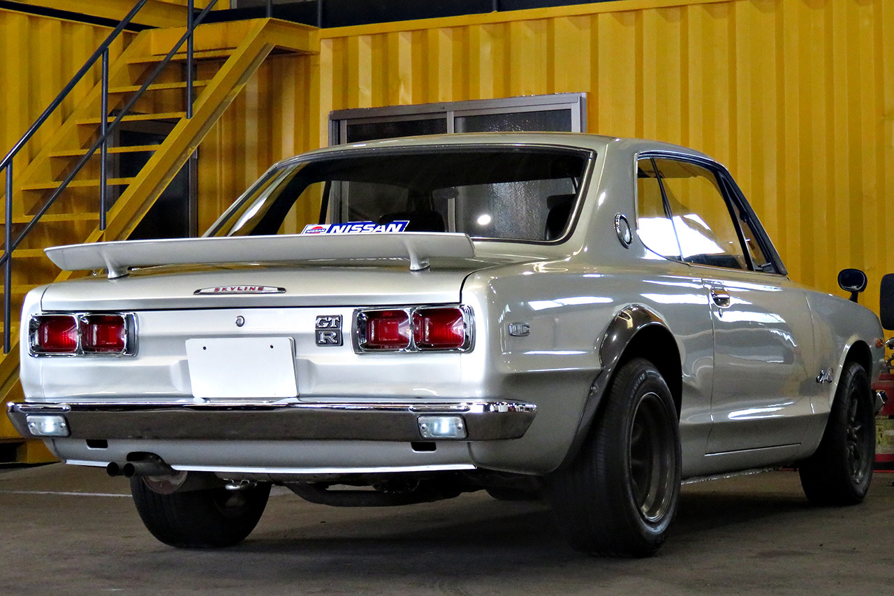 1971 Nissan SKYLINE 2000 GT-R HAKOSUKA