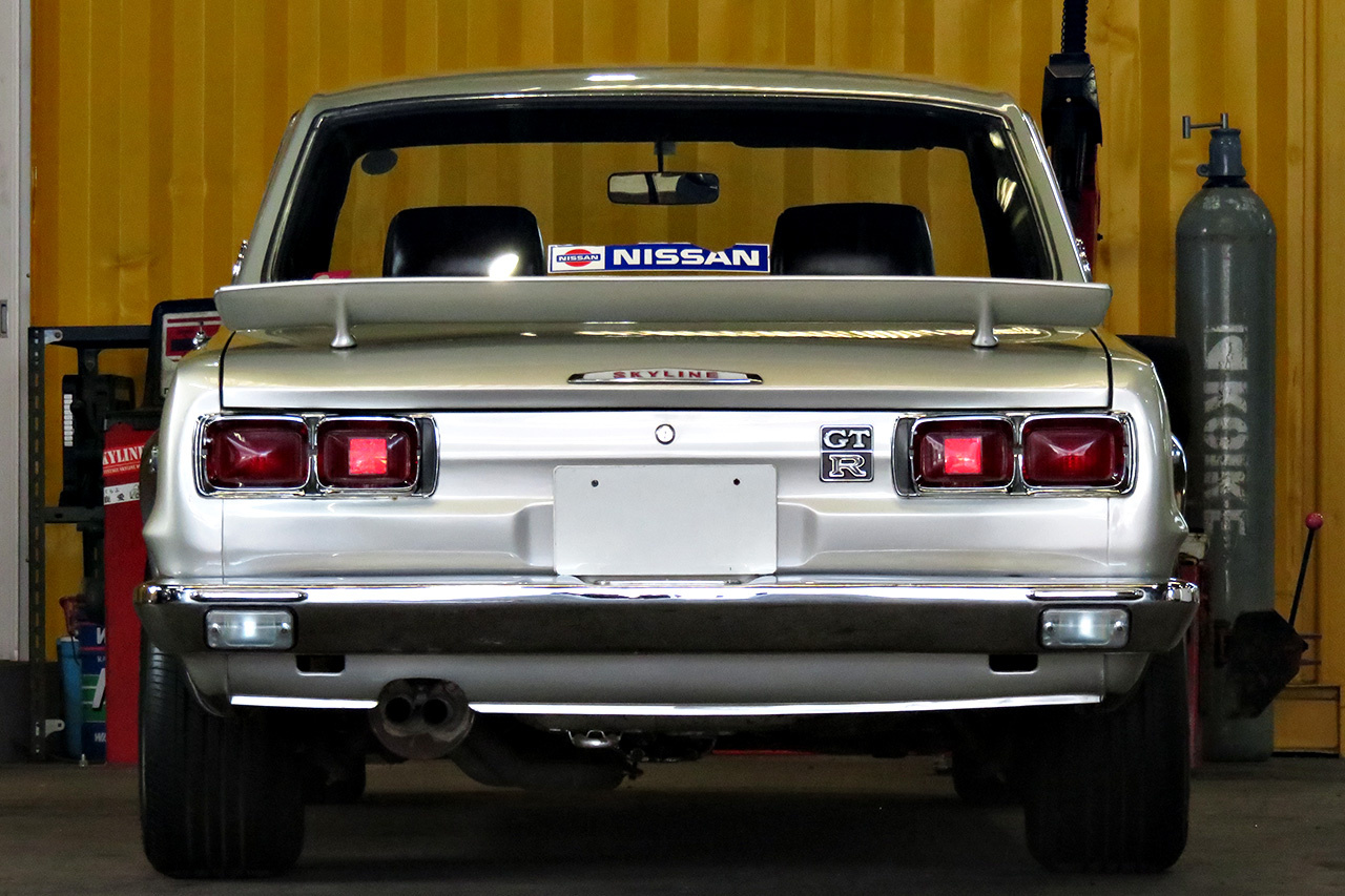 1971 Nissan SKYLINE 2000 GT-R HAKOSUKA