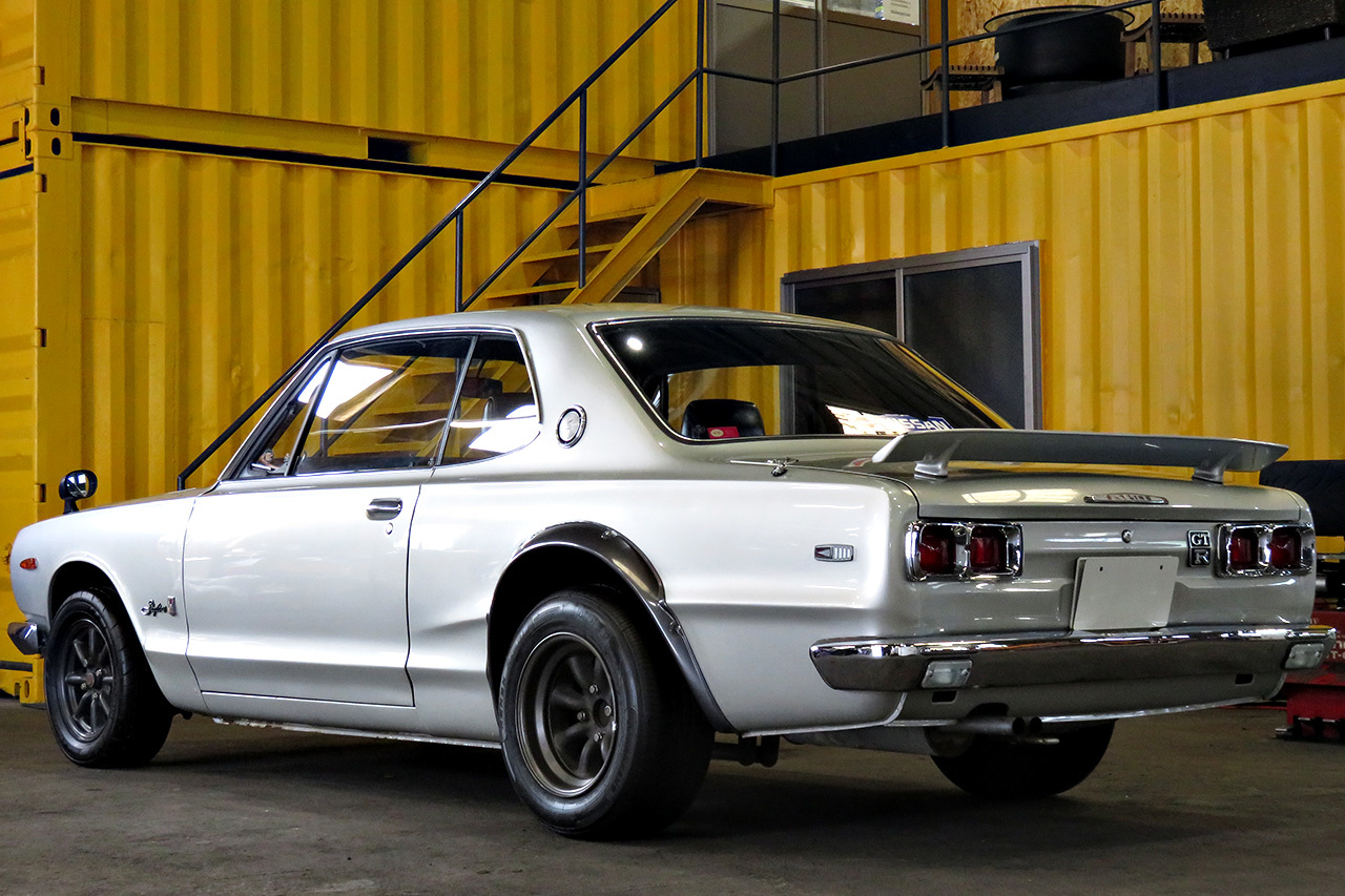 1971 Nissan SKYLINE 2000 GT-R HAKOSUKA