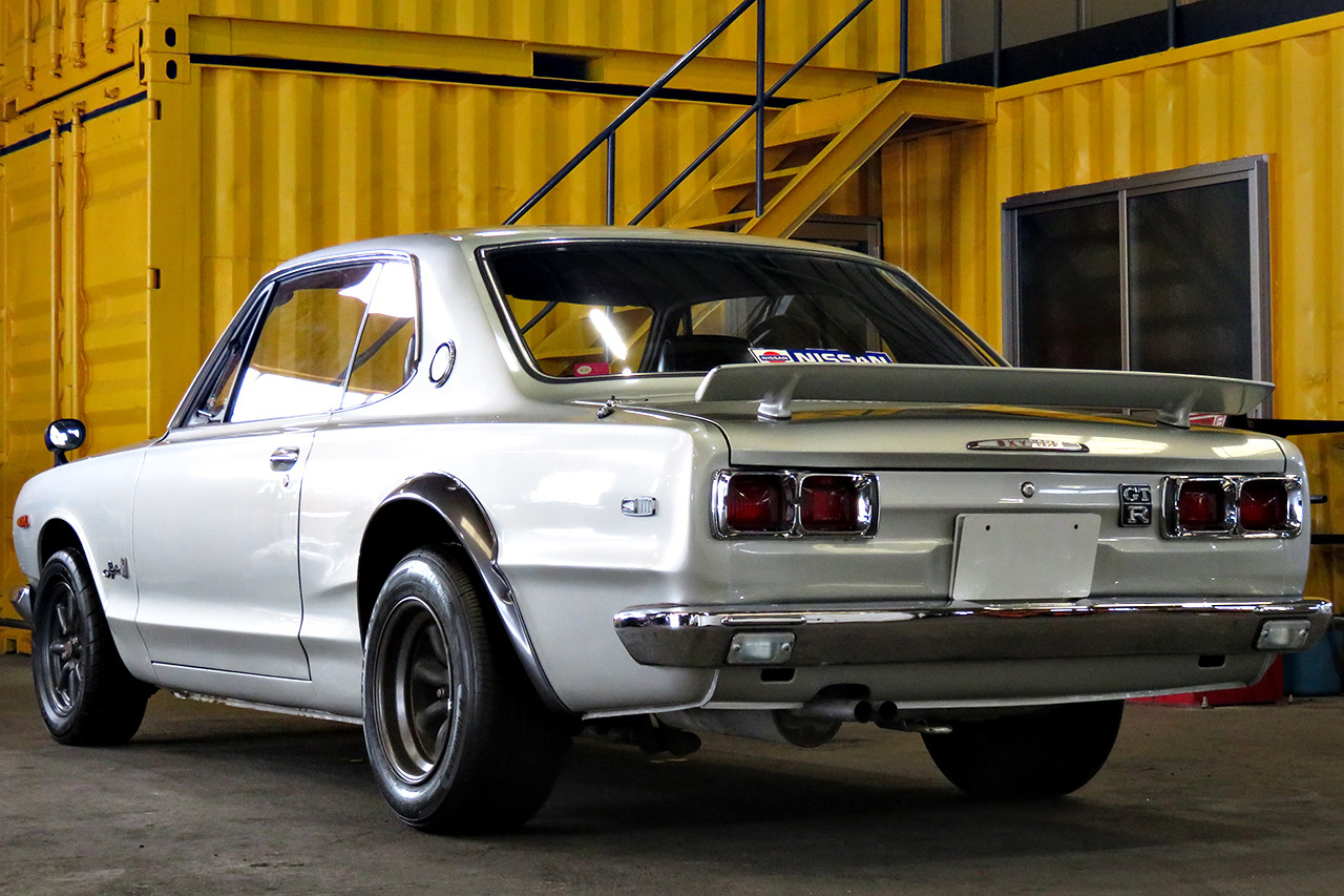 1971 Nissan SKYLINE 2000 GT-R HAKOSUKA