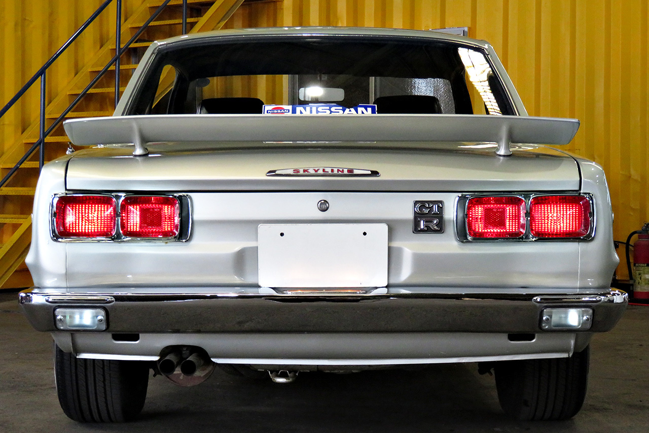 1971 Nissan SKYLINE 2000 GT-R HAKOSUKA