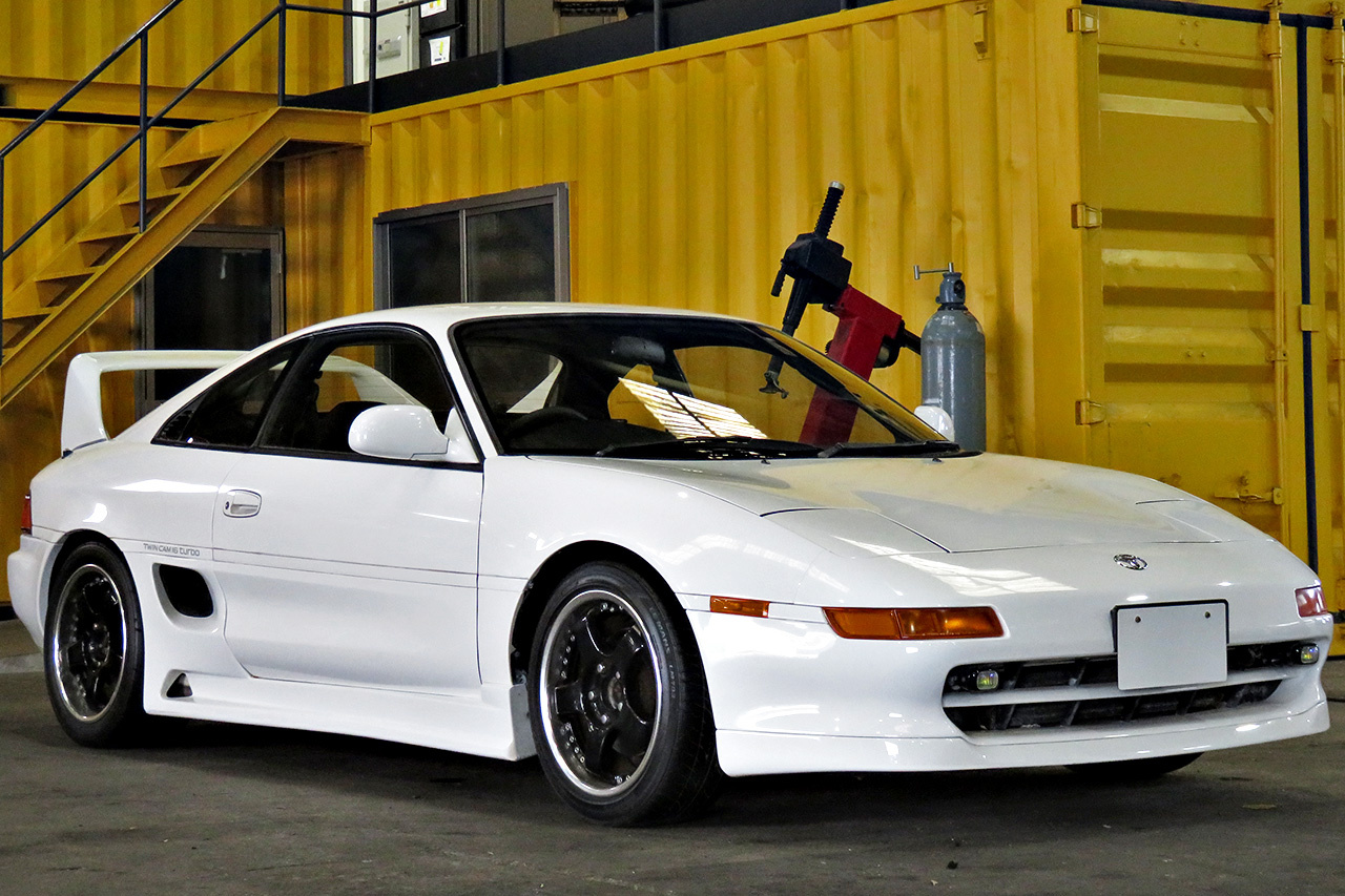 1995 Toyota MR2 GT-S TURBO Trust side steps, Blitz air clean, Nardi steering wheel