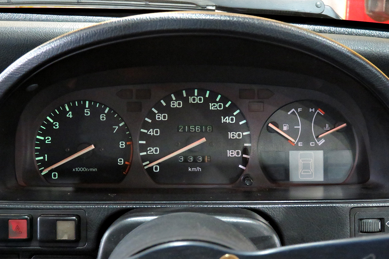 1990 Honda CR-X SIR 5Zigen Muffler, Wedsport wheels, ZSS coilovers, Nardi steering wheel 