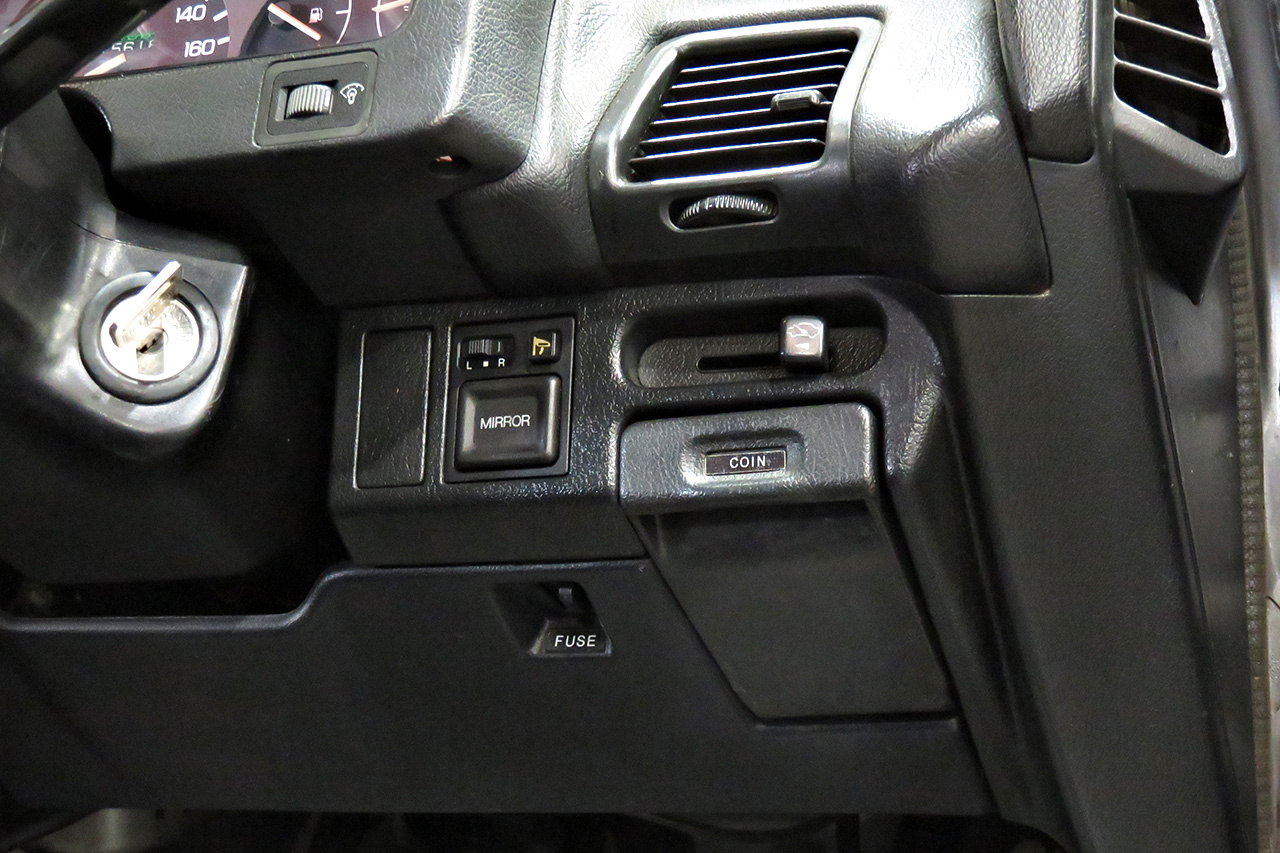 1990 Honda CR-X SIR 5Zigen Muffler, Wedsport wheels, ZSS coilovers, Nardi steering wheel 