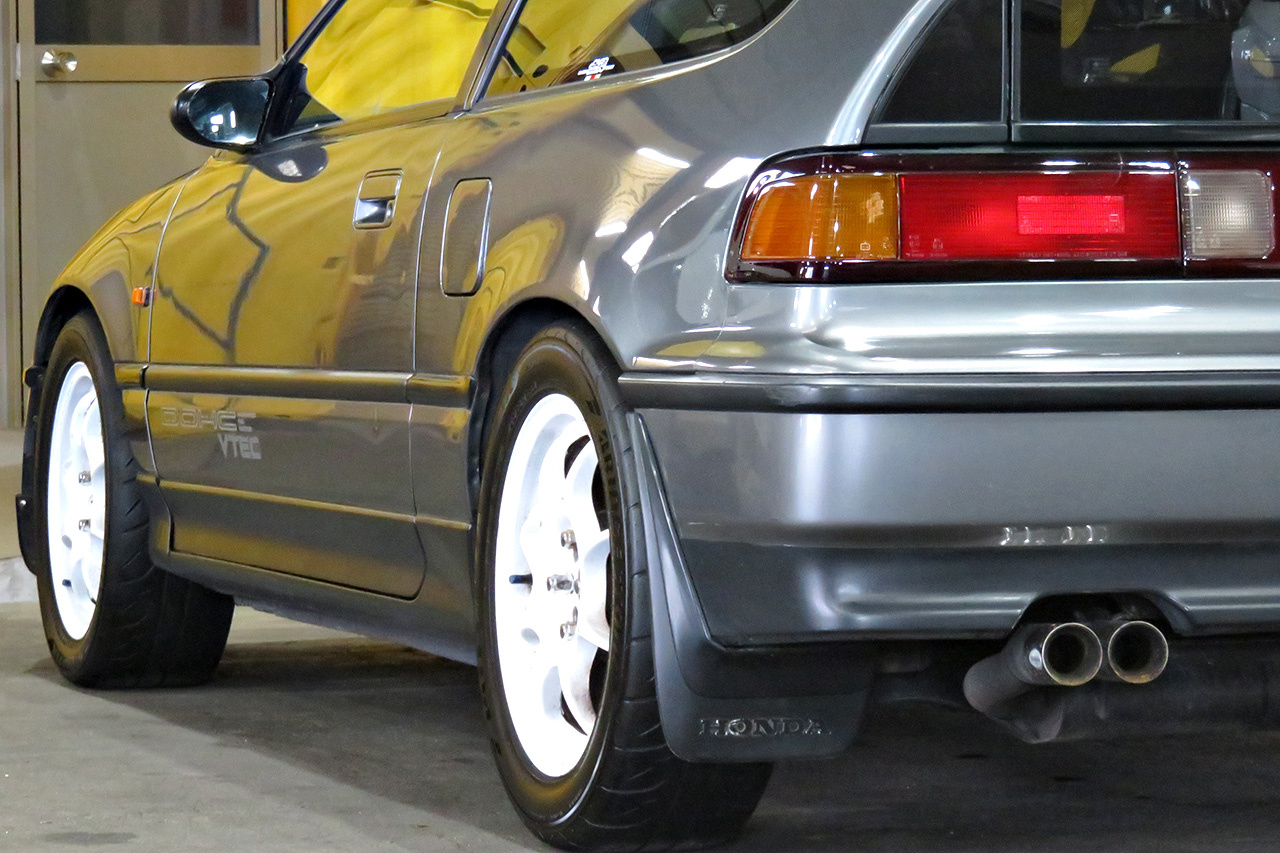 1990 Honda CR-X SIR 5Zigen Muffler, Wedsport wheels, ZSS coilovers, Nardi steering wheel 
