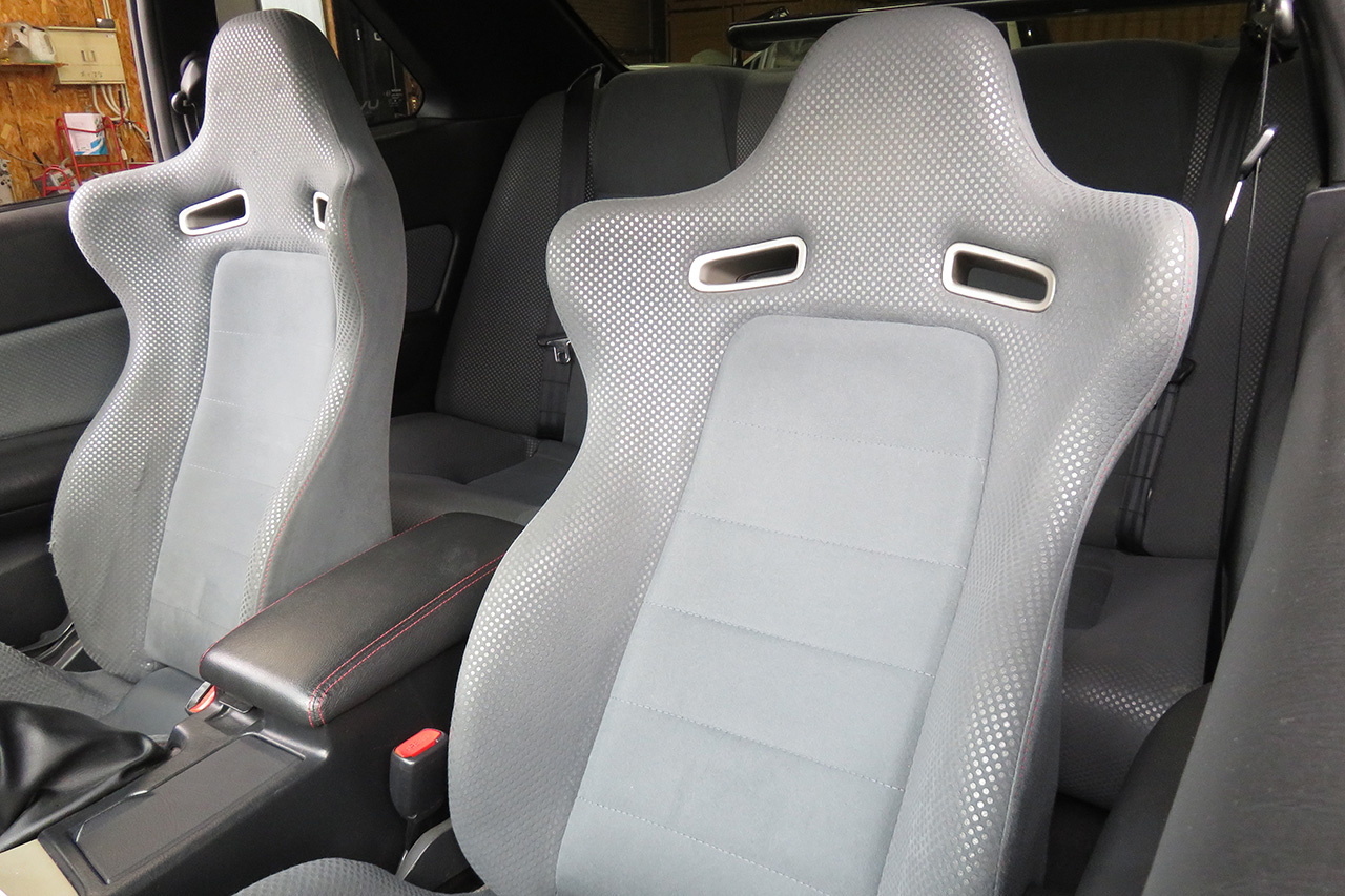 1999 Nissan SKYLINE GT-R R34 GT-R V-SPEC, R35 injectors, WORK Emotion 19in AW, Nismo water pump, Nismo fuel pump, Nismo meter