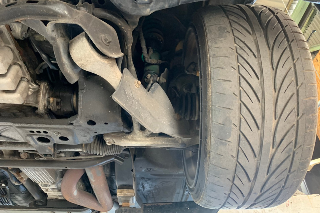 1999 Nissan SKYLINE GT-R R34 GT-R V-SPEC, R35 injectors, WORK Emotion 19in AW, Nismo water pump, Nismo fuel pump, Nismo meter